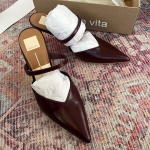DOLCE VITA KANIKA HEELS burgundy crinkle patent